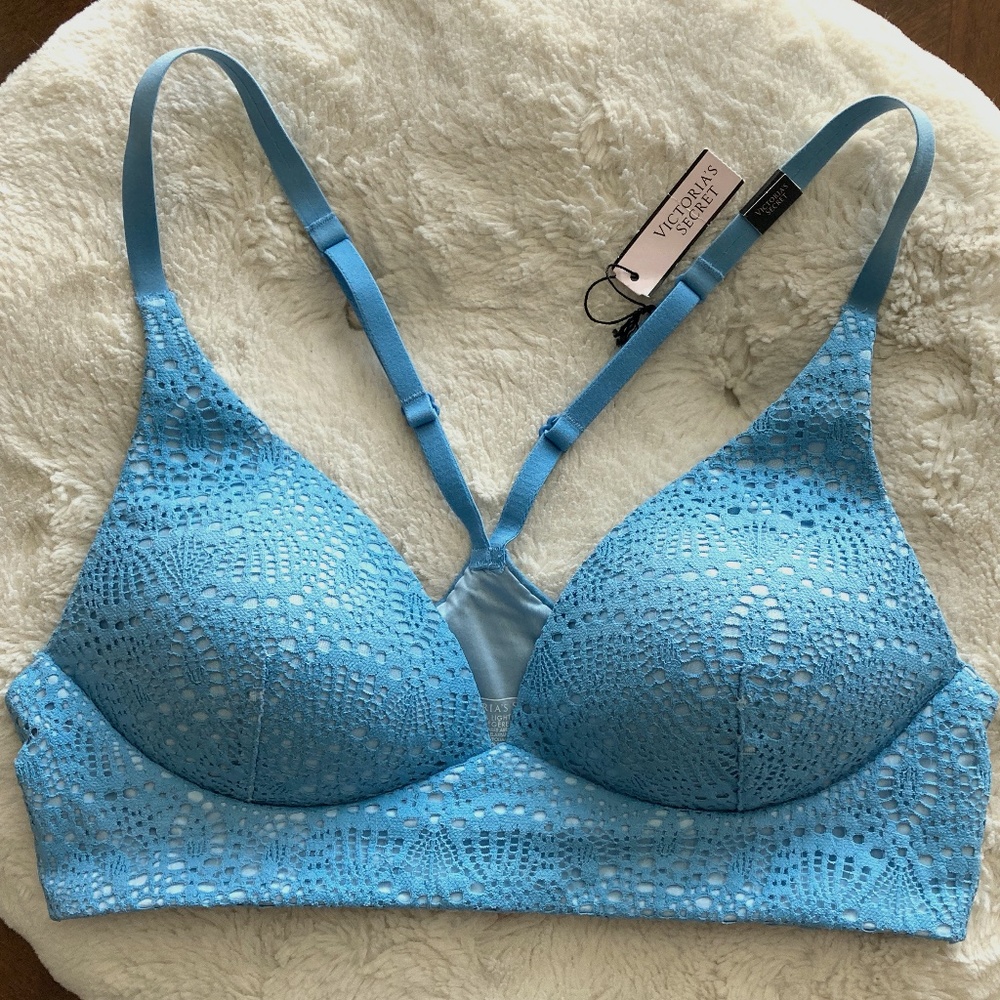 NWT Victoria's Secret Lightly Lined Plunge/Lounge Bra